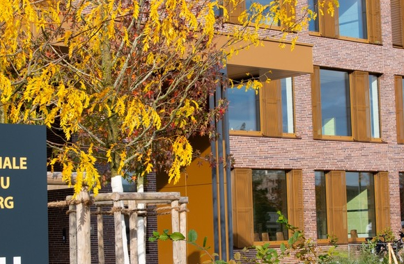 Lycée Technique pour Professions de Santé (LTPS) à Strassen